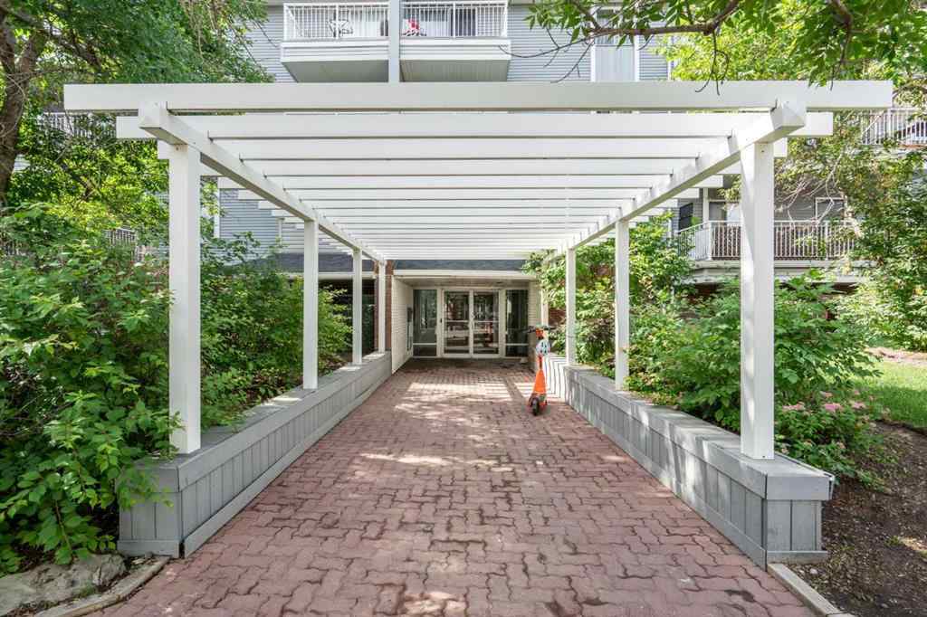 MLS® A2238274 - Unit #106 1735 11 Avenue SW in Sunalta Calgary, Residential