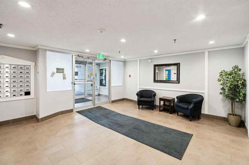 MLS® A2238274 - Unit #106 1735 11 Avenue SW in Sunalta Calgary, Residential