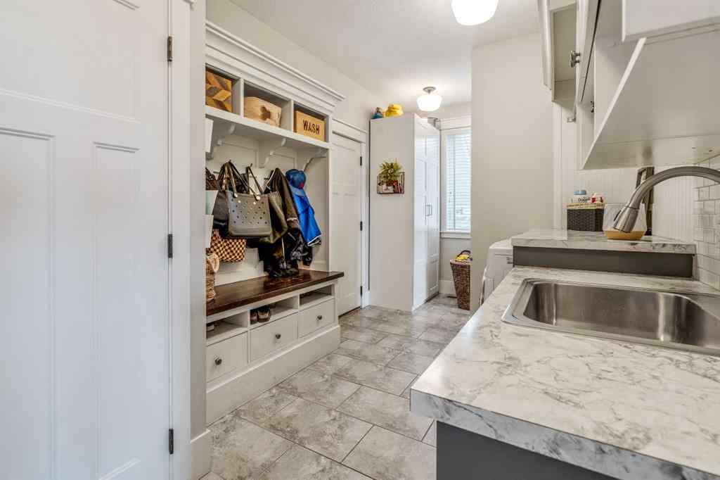 MLS® A2238284 - 2220 33 Avenue  in NONE Coaldale, Residential