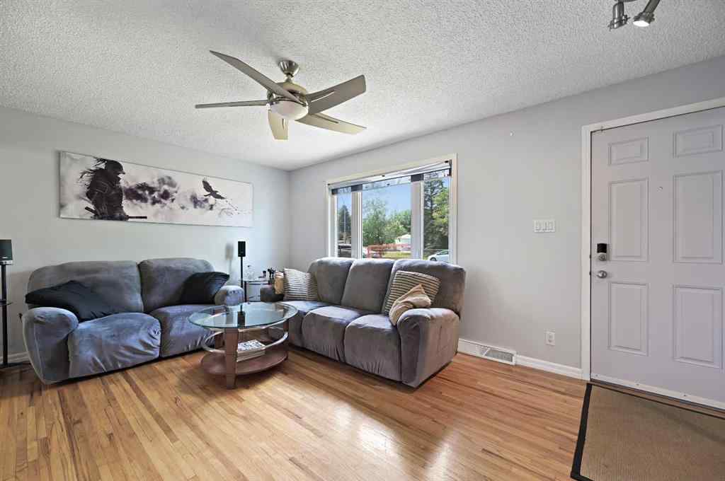 MLS® A2238288 - 3924 77 Street NW in Bowness Calgary, Residential
