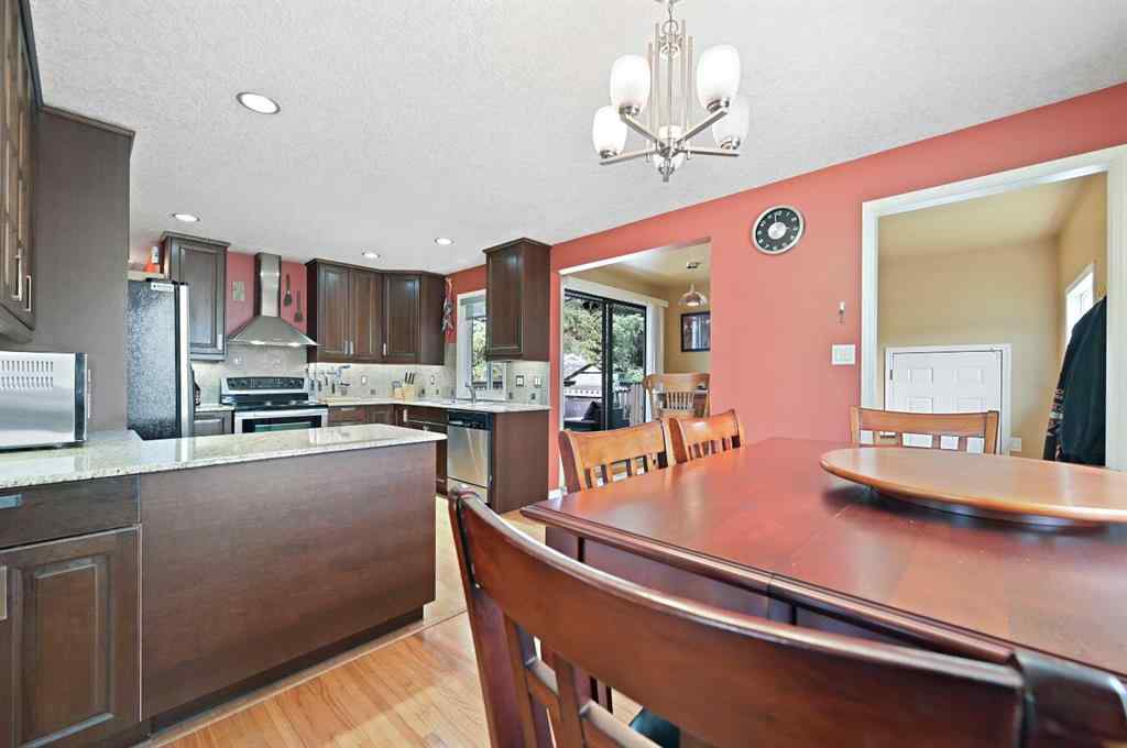 MLS® A2238288 - 3924 77 Street NW in Bowness Calgary, Residential