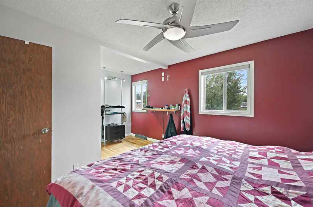 MLS® A2238288 - 3924 77 Street NW in Bowness Calgary, Residential