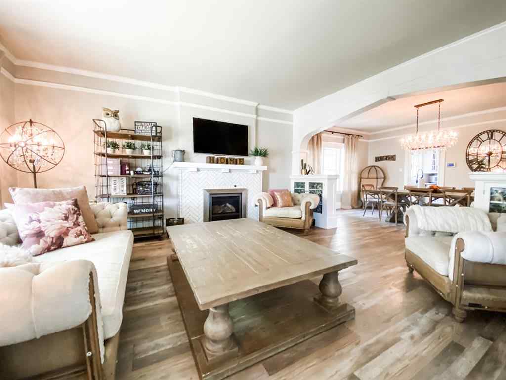 MLS® A2238296 - 4809 52 Street  in Downtown West Stettler, Residential