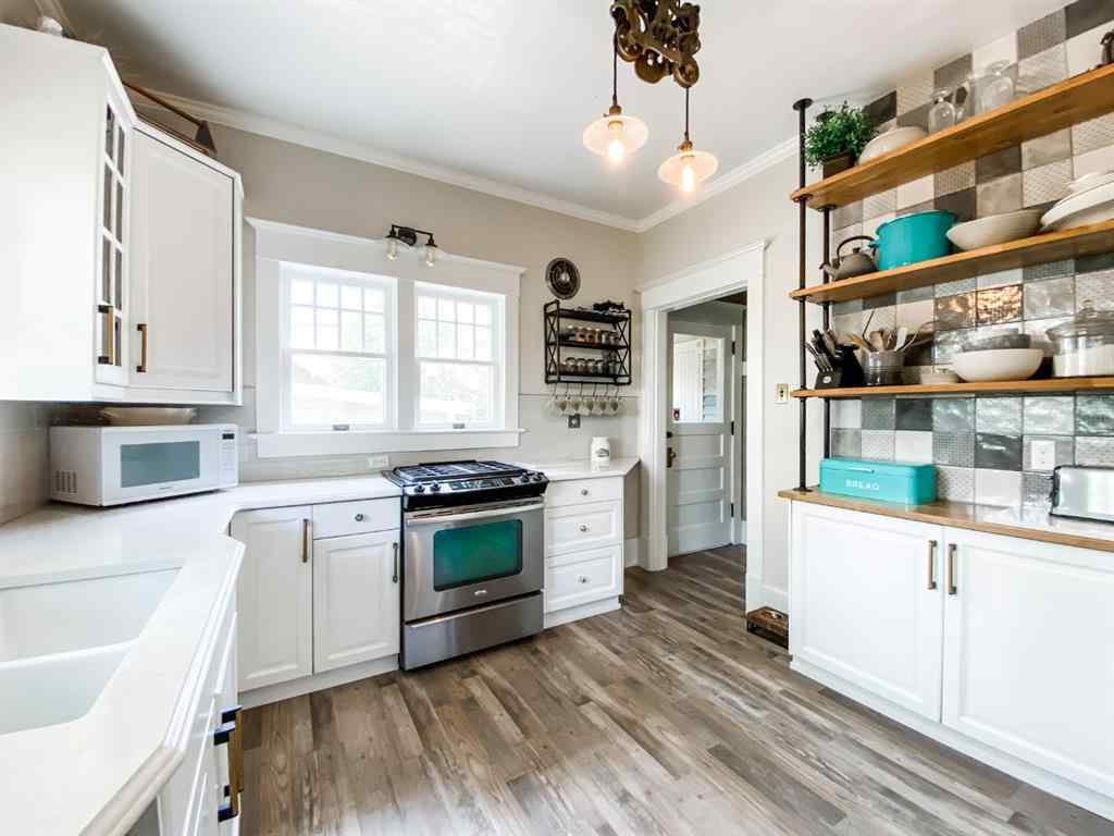 MLS® A2238296 - 4809 52 Street  in Downtown West Stettler, Residential