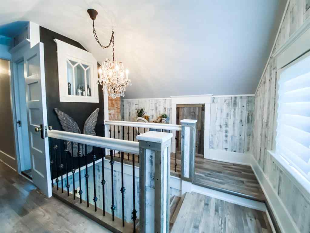 MLS® A2238296 - 4809 52 Street  in Downtown West Stettler, Residential