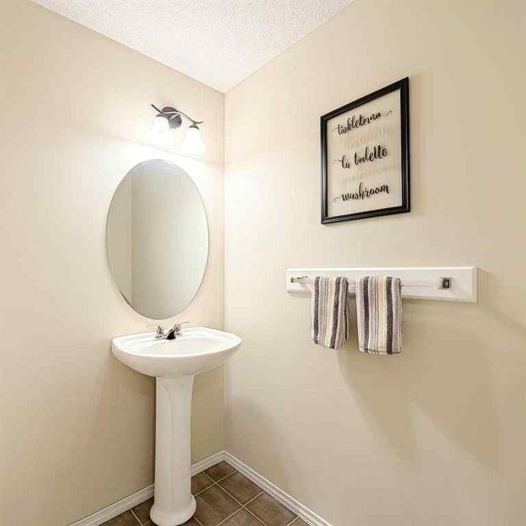 MLS® A2238300 - 143 Cimarron Grove Circle  in Cimarron Grove Okotoks, Residential