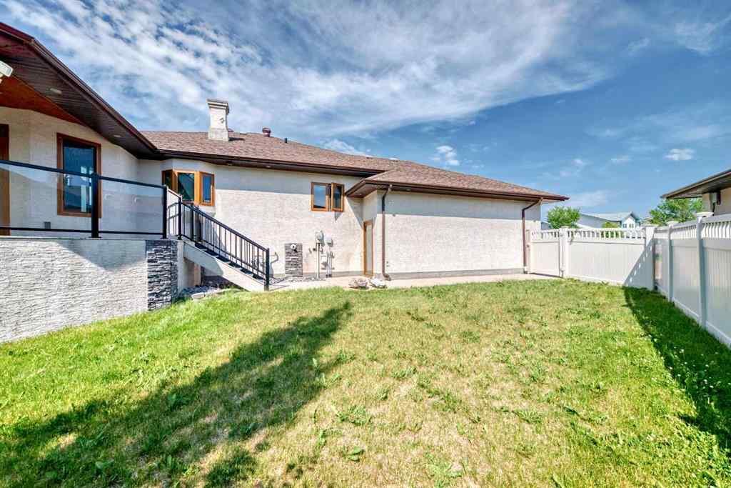 MLS® A2238322 - 6403 32 Avenue  in Century Meadows Camrose, Residential