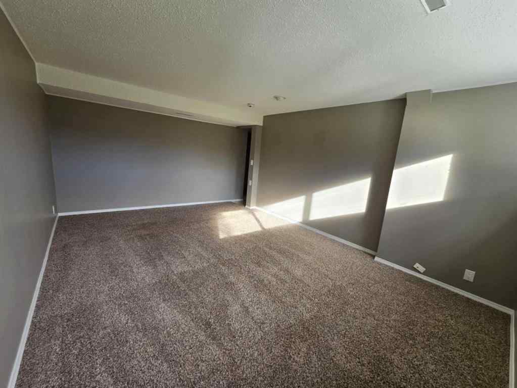 MLS® A2238330 - 8702 96 Street  in Highland Park Grande Prairie, Residential