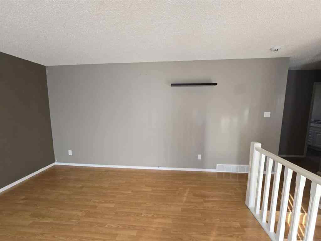 MLS® A2238330 - 8702 96 Street  in Highland Park Grande Prairie, Residential