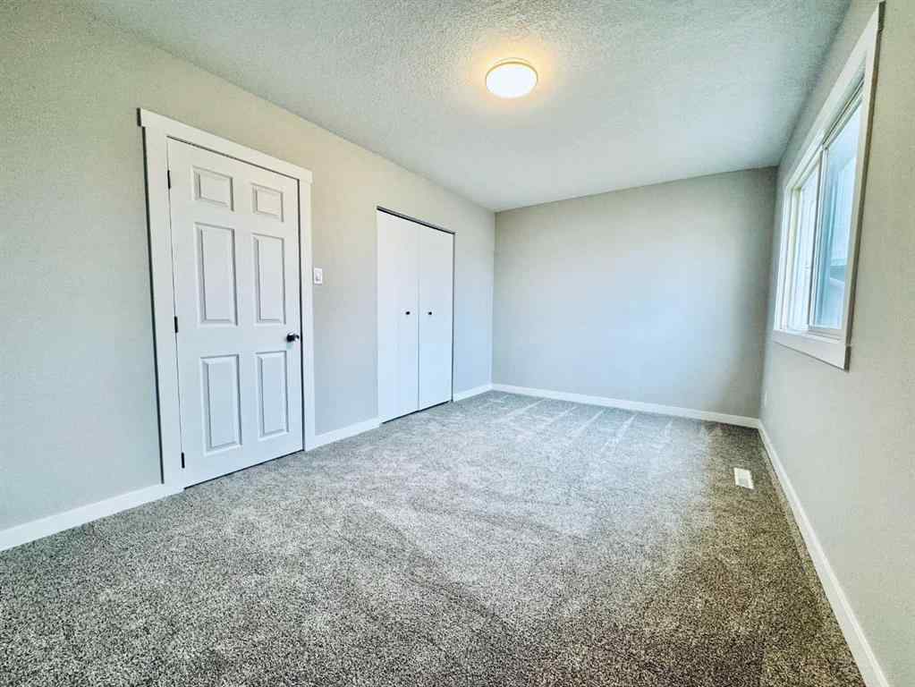 MLS® A2238403 - Unit #221 2211 19 Street NE in Vista Heights Calgary, Residential