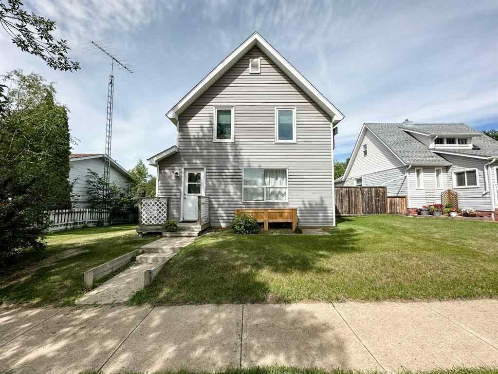 MLS® A2238411 - 4706 48 Street  in Downtown East Stettler, Residential