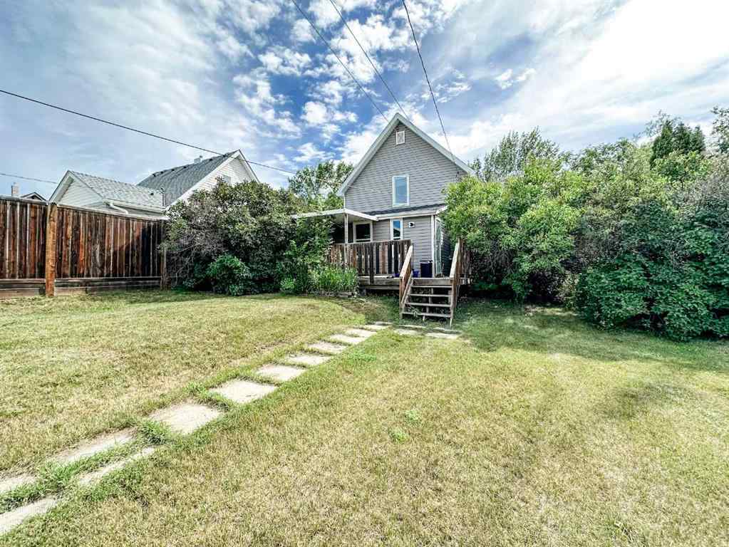 MLS® A2238411 - 4706 48 Street  in Downtown East Stettler, Residential