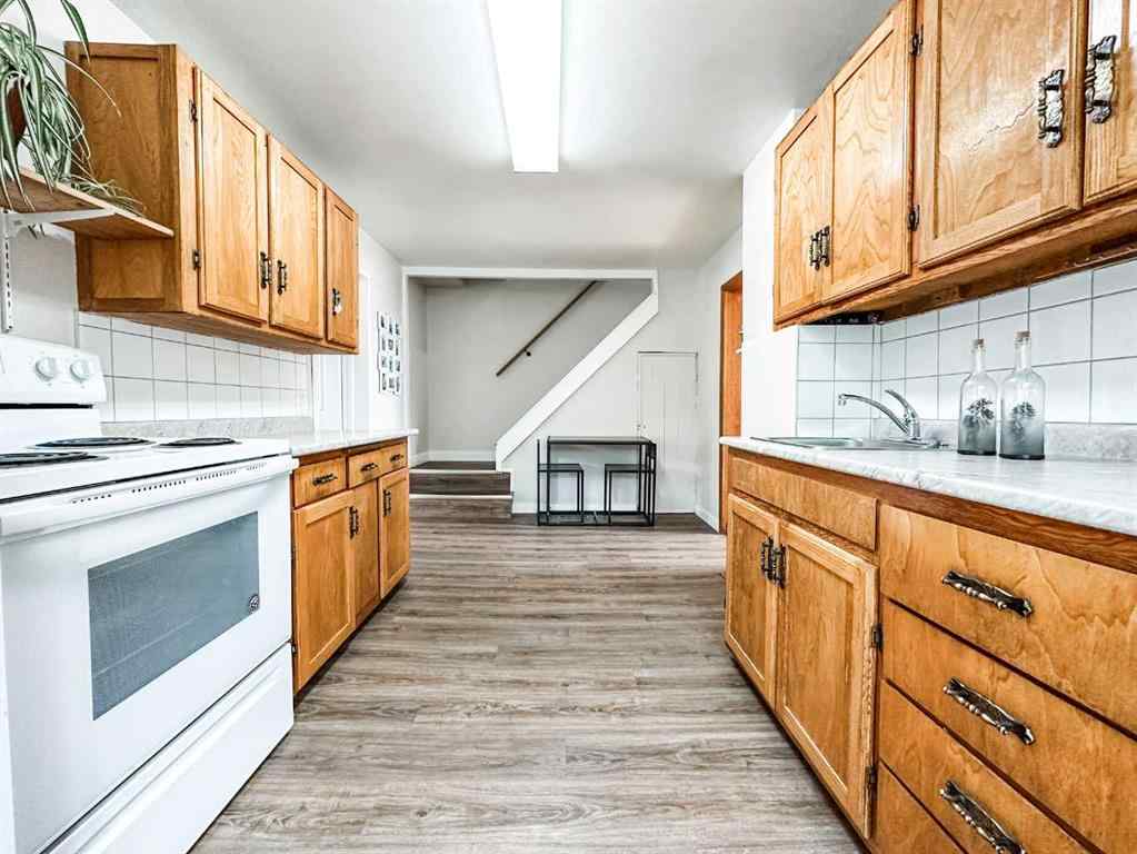 MLS® A2238411 - 4706 48 Street  in Downtown East Stettler, Residential