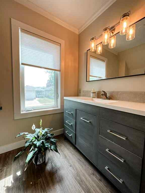 MLS® A2238411 - 4706 48 Street  in Downtown East Stettler, Residential