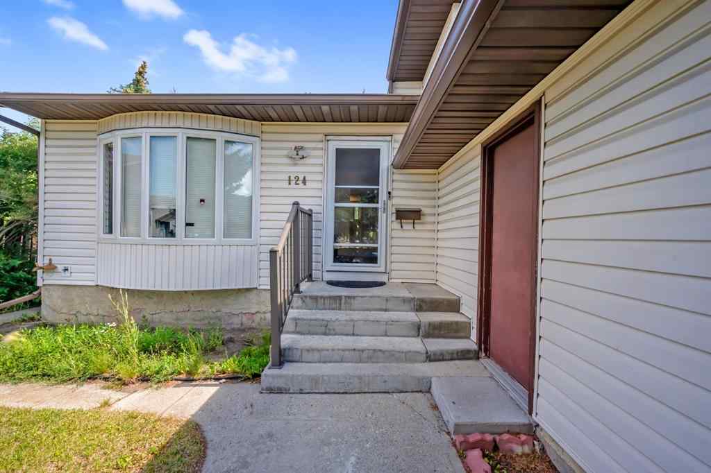 MLS® A2238414 - 124 Whiteram Close NE in Whitehorn Calgary, Residential