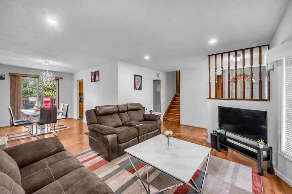 MLS® A2238414 - 124 Whiteram Close NE in Whitehorn Calgary, Residential