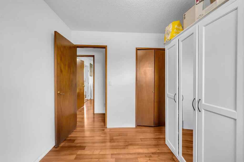 MLS® A2238414 - 124 Whiteram Close NE in Whitehorn Calgary, Residential