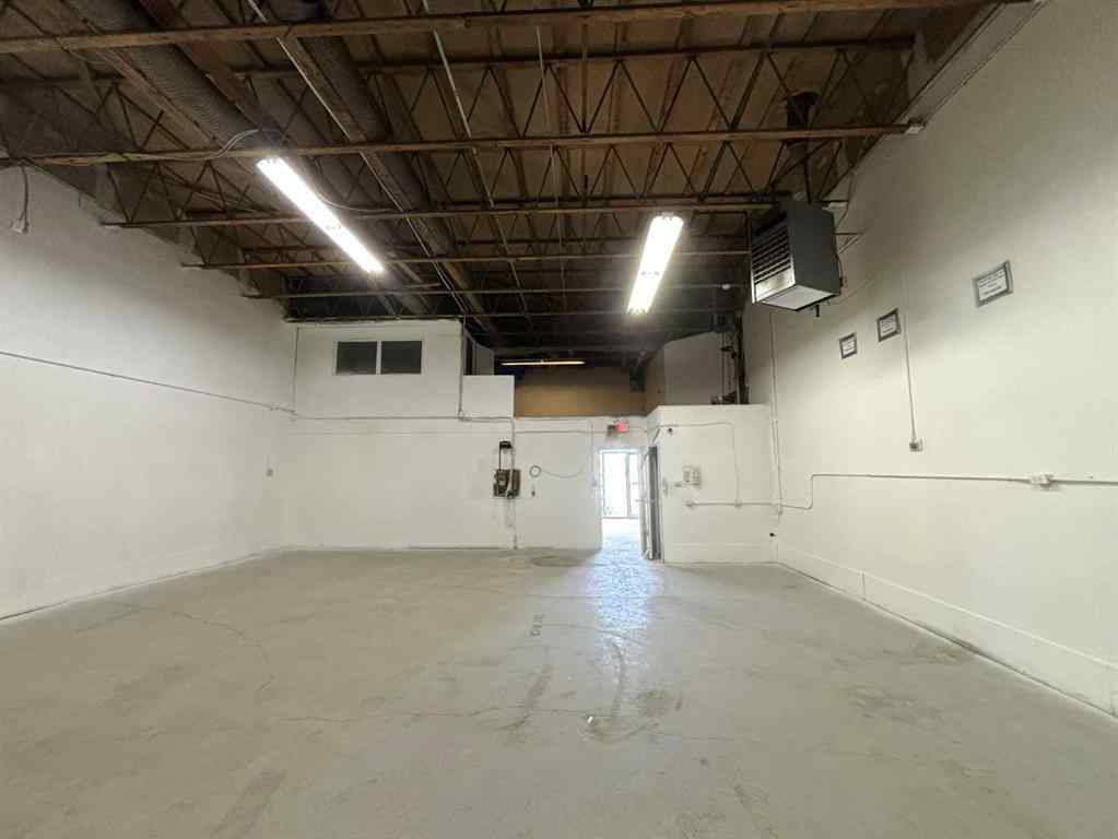 MLS® A2238442 - Unit #16 666 Goddard Avenue NE in Skyline West Calgary, Commercial
