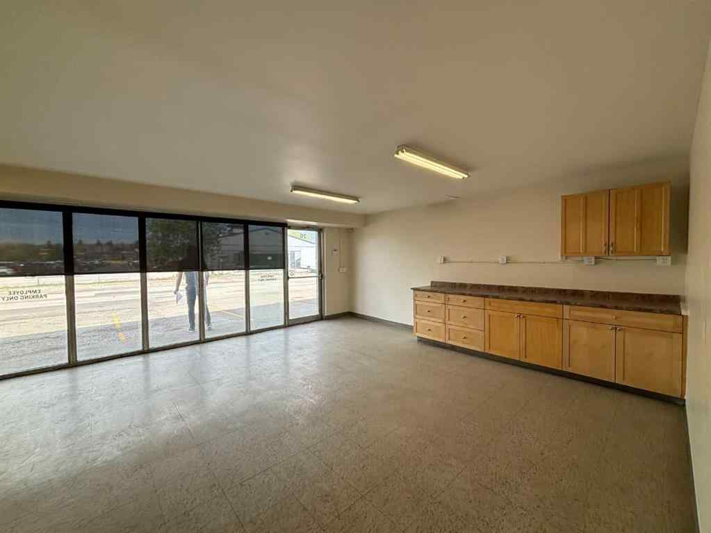 MLS® A2238446 - Unit #26 666 Goddard Avenue NE in Skyline West Calgary, Commercial