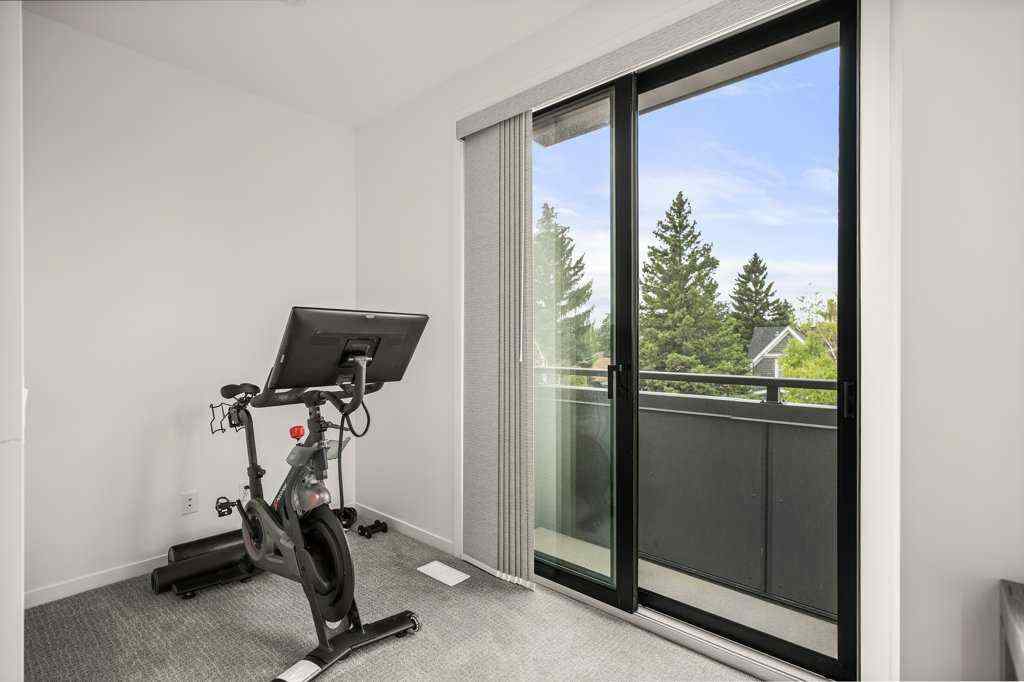 MLS® A2238475 - 2226 8 Street NE in Winston Heights/Mountview Calgary, Residential