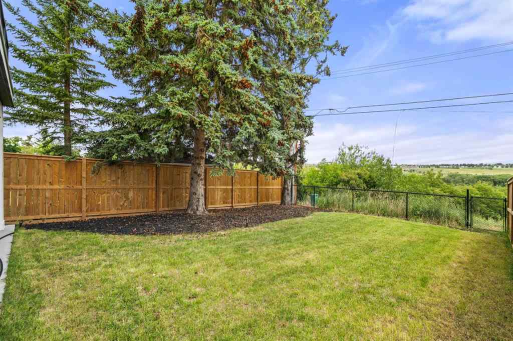 MLS® A2238475 - 2226 8 Street NE in Winston Heights/Mountview Calgary, Residential