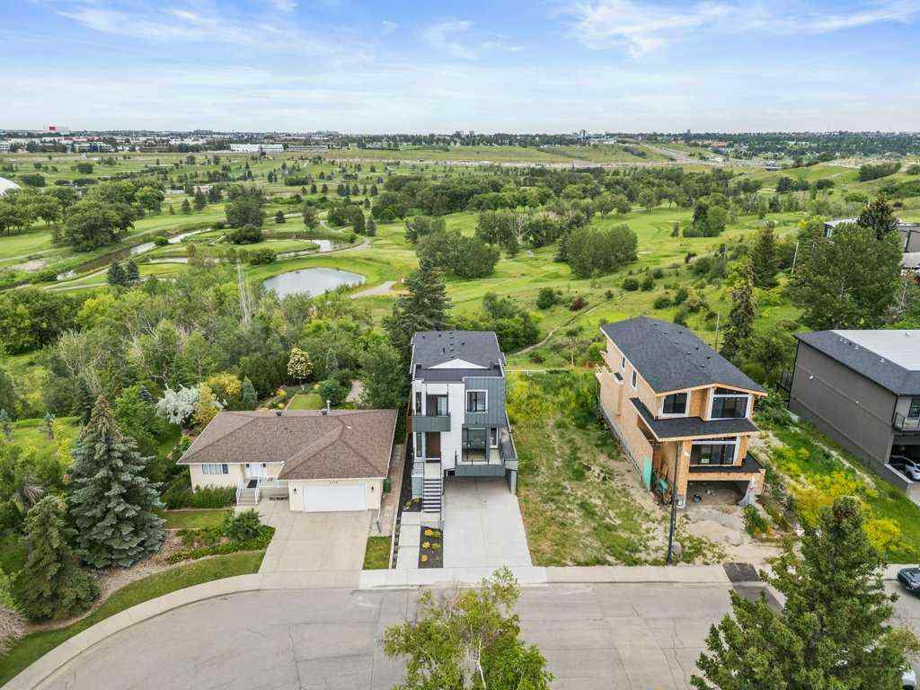 MLS® A2238475 - 2226 8 Street NE in Winston Heights/Mountview Calgary, Residential