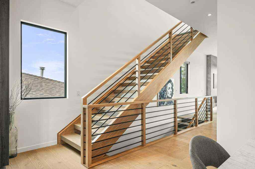 MLS® A2238475 - 2226 8 Street NE in Winston Heights/Mountview Calgary, Residential