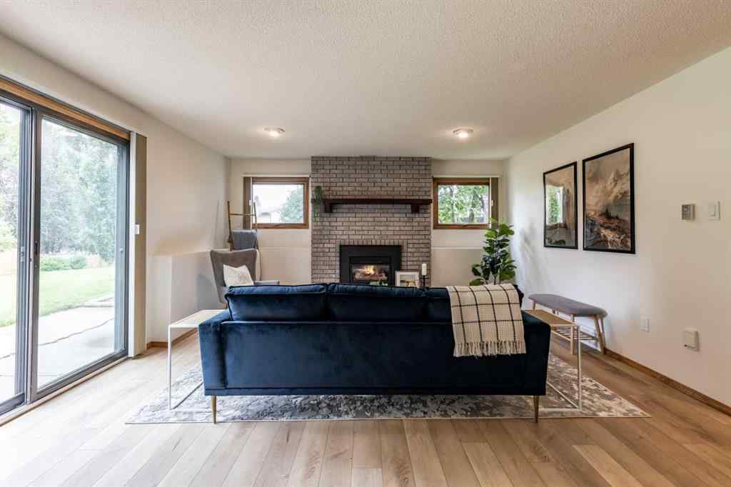 MLS® A2238477 - 32 Ross Heights Court SE in Ross Glen Medicine Hat, Residential