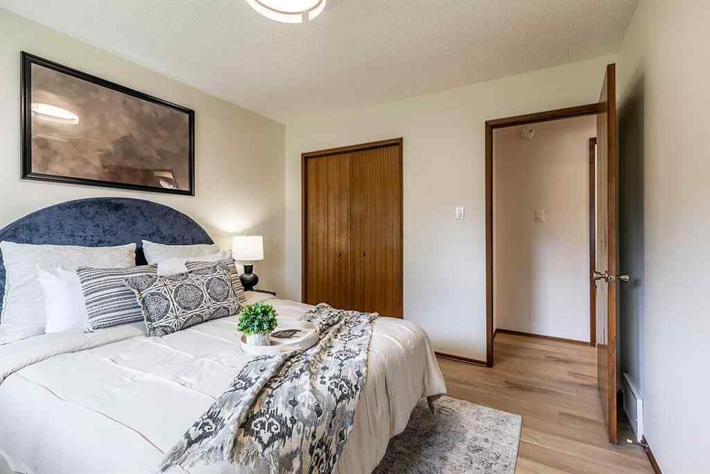 MLS® A2238477 - 32 Ross Heights Court SE in Ross Glen Medicine Hat, Residential