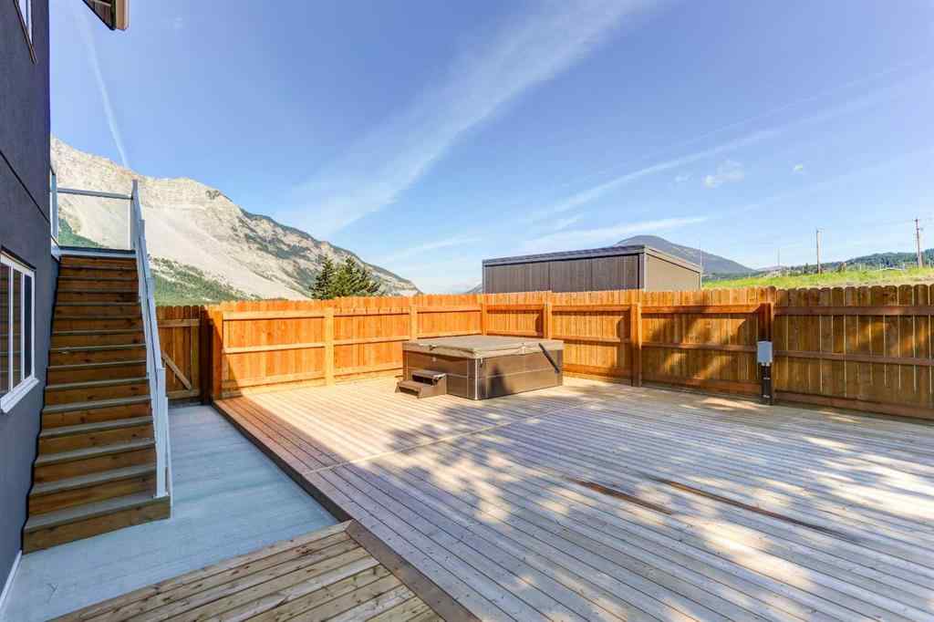 MLS® A2238491 - 2102 214 Street  in NONE Bellevue, Residential