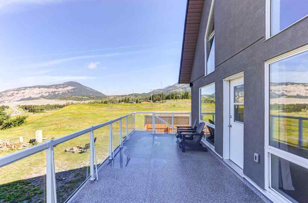 MLS® A2238491 - 2102 214 Street  in NONE Bellevue, Residential