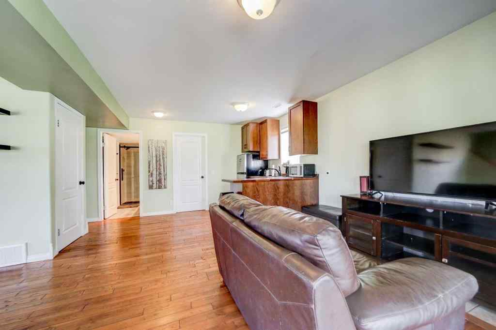 MLS® A2238491 - 2102 214 Street  in NONE Bellevue, Residential