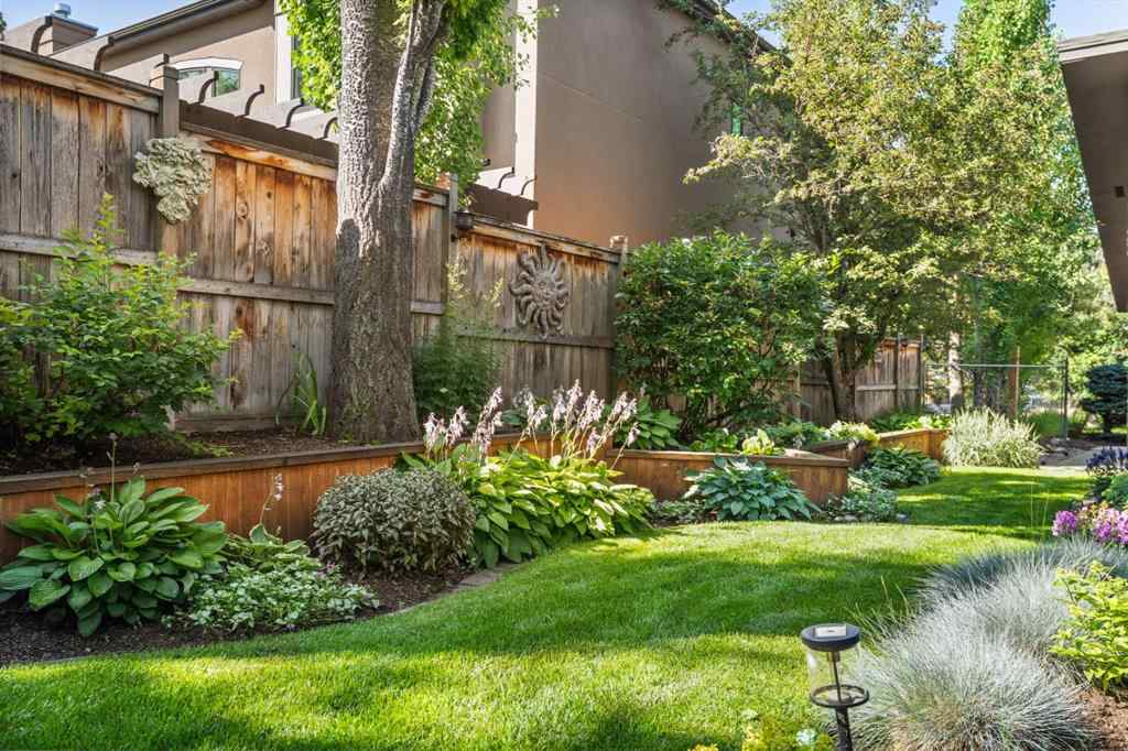 MLS® A2238513 - 36 Baycrest Place SW in Bayview Calgary, Residential