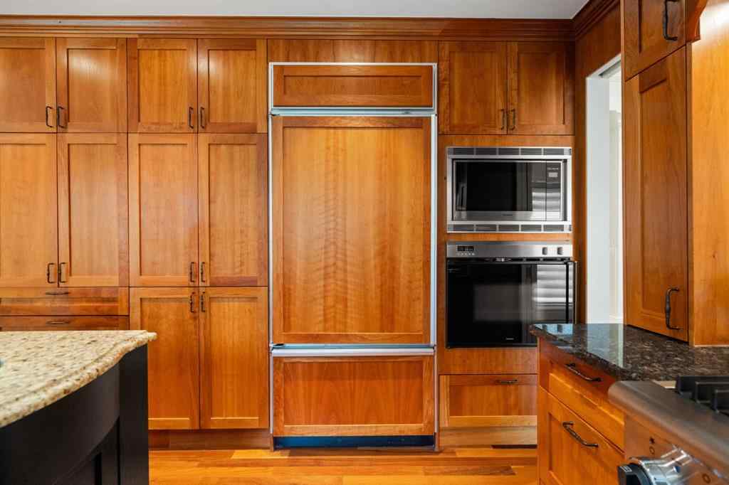 MLS® A2238513 - 36 Baycrest Place SW in Bayview Calgary, Residential