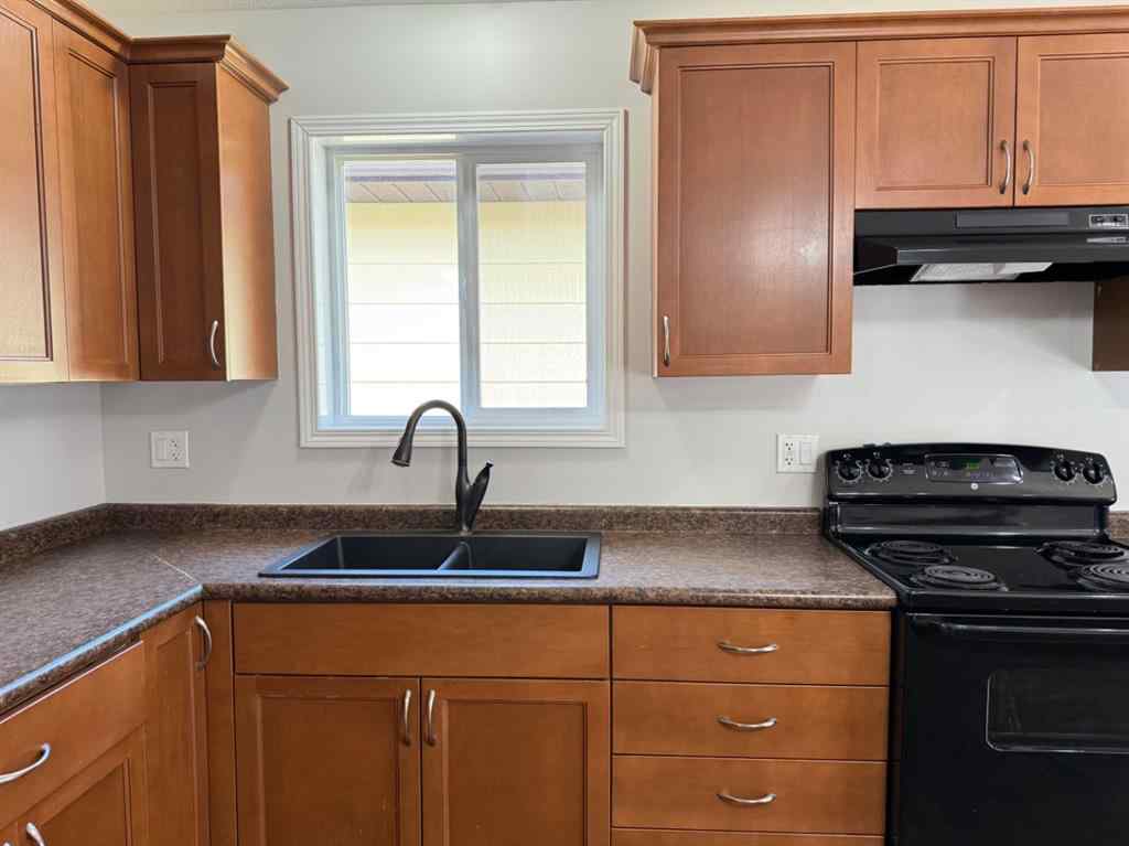 MLS® A2238515 - 4822 50 Avenue  in NONE Vermilion, Residential