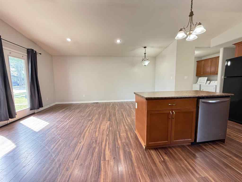 MLS® A2238515 - 4822 50 Avenue  in NONE Vermilion, Residential