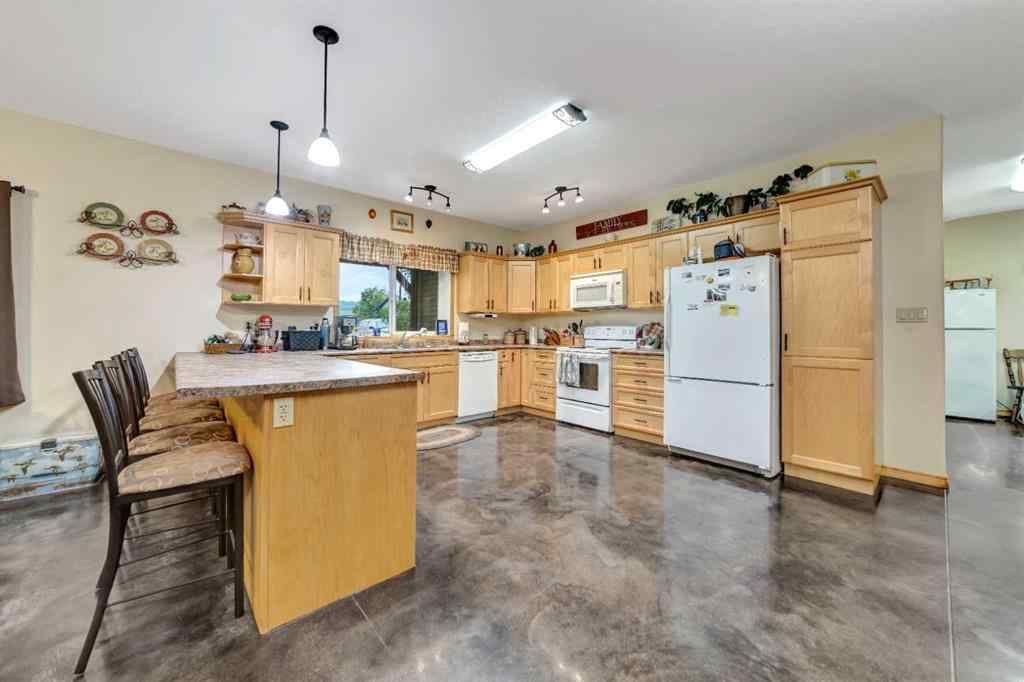 MLS® A2238520 -  PT NW & NE 1-54-3-4, S 1/2 1-54-2-4, NW 6-54-1-4   in NONE Rural Vermilion River, County of, Agri-Business