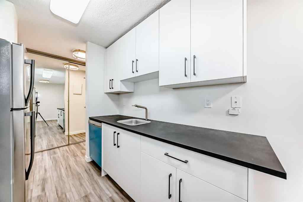 MLS® A2238522 - Unit #804 1335 12 Avenue SW in Beltline Calgary, Residential
