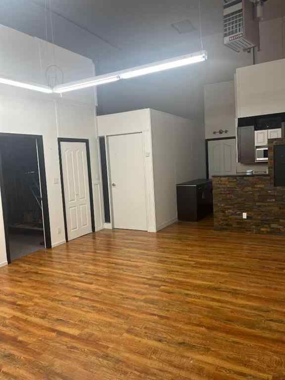 MLS® A2238527 - Unit #504 3208 8 Avenue NE in Franklin Calgary, Commercial