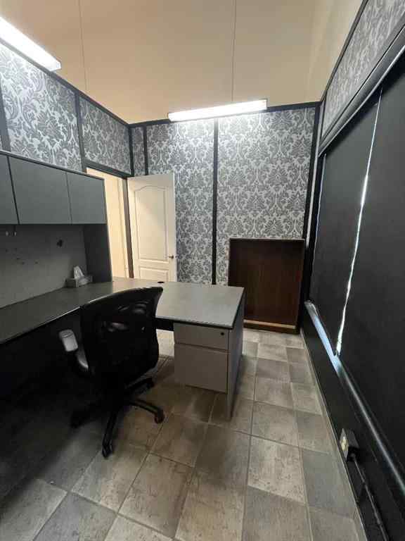 MLS® A2238530 - Unit #504 3208 8 Avenue NE in Franklin Calgary, Commercial