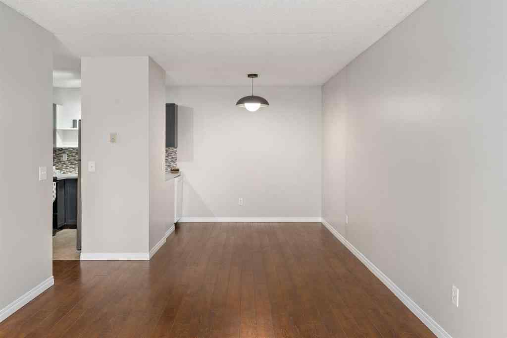 MLS® A2238537 - Unit #221 101 Big Hill Way SE in Big Springs Airdrie, Residential