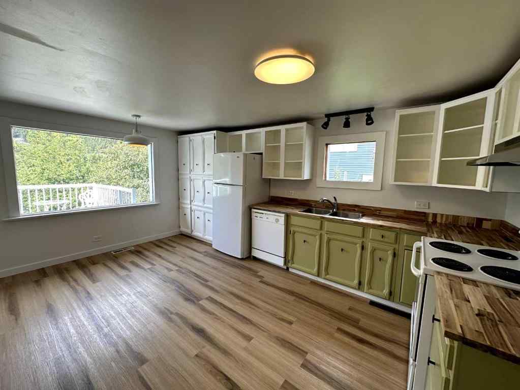 MLS® A2238542 - 13441 17 Avenue  in NONE Blairmore, Residential
