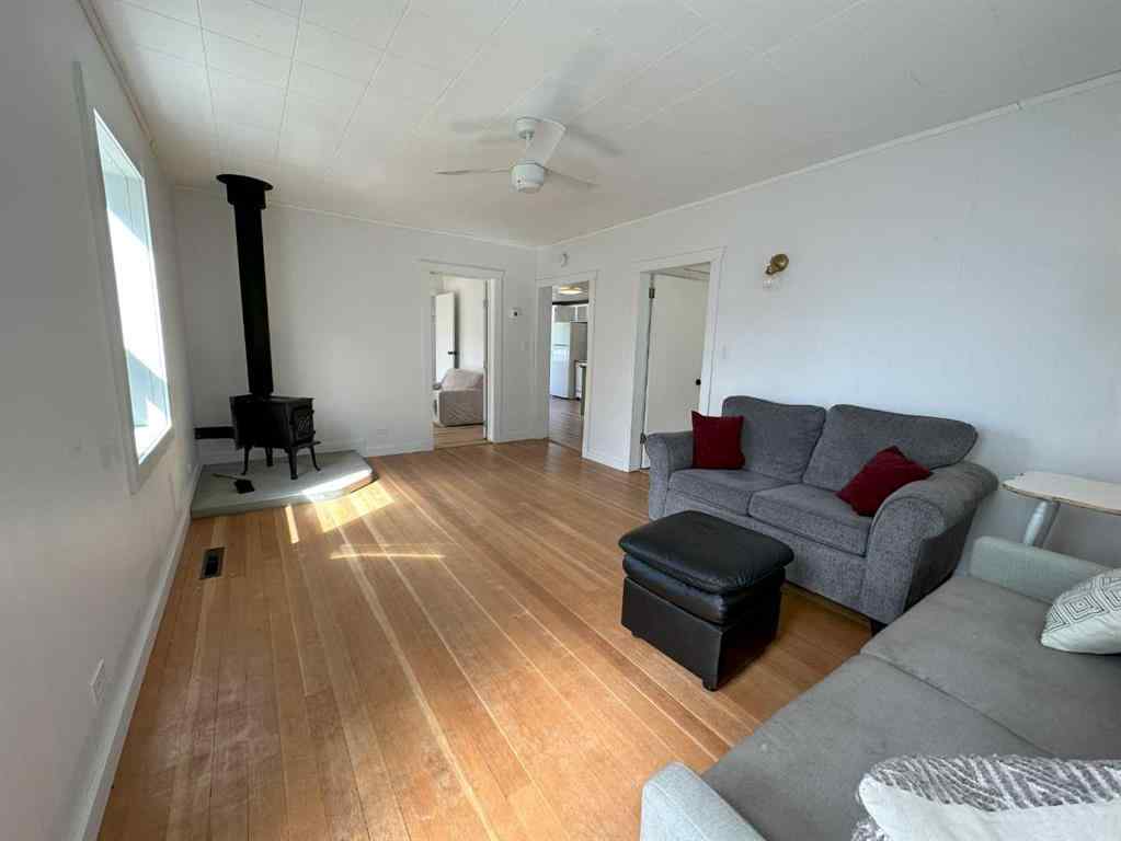 MLS® A2238542 - 13441 17 Avenue  in NONE Blairmore, Residential