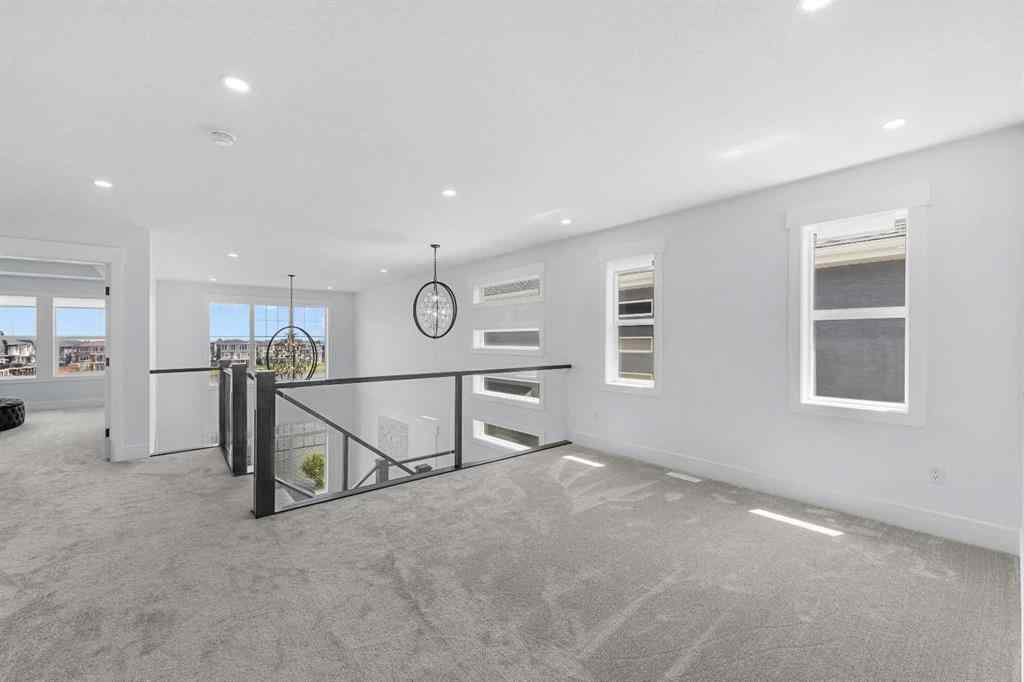MLS® A2238547 - 33 Waterford Terrace  in Waterford Chestermere, Residential