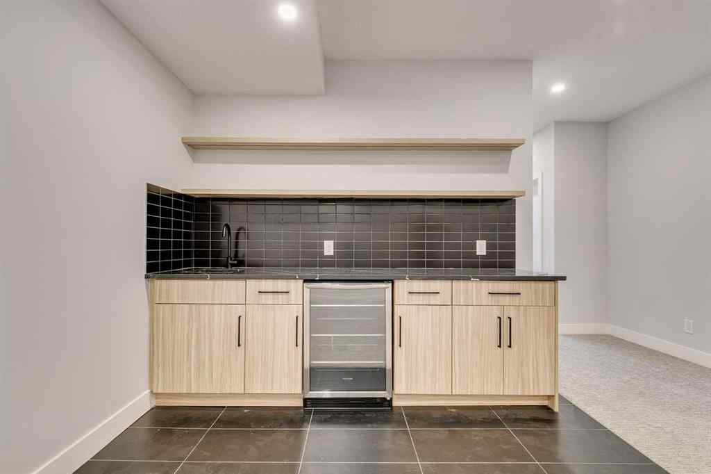 MLS® A2238554 - 3729 Richmond Road SW in Killarney/Glengarry Calgary, Residential