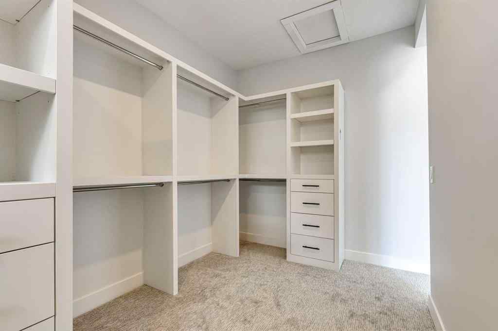 MLS® A2238554 - 3729 Richmond Road SW in Killarney/Glengarry Calgary, Residential