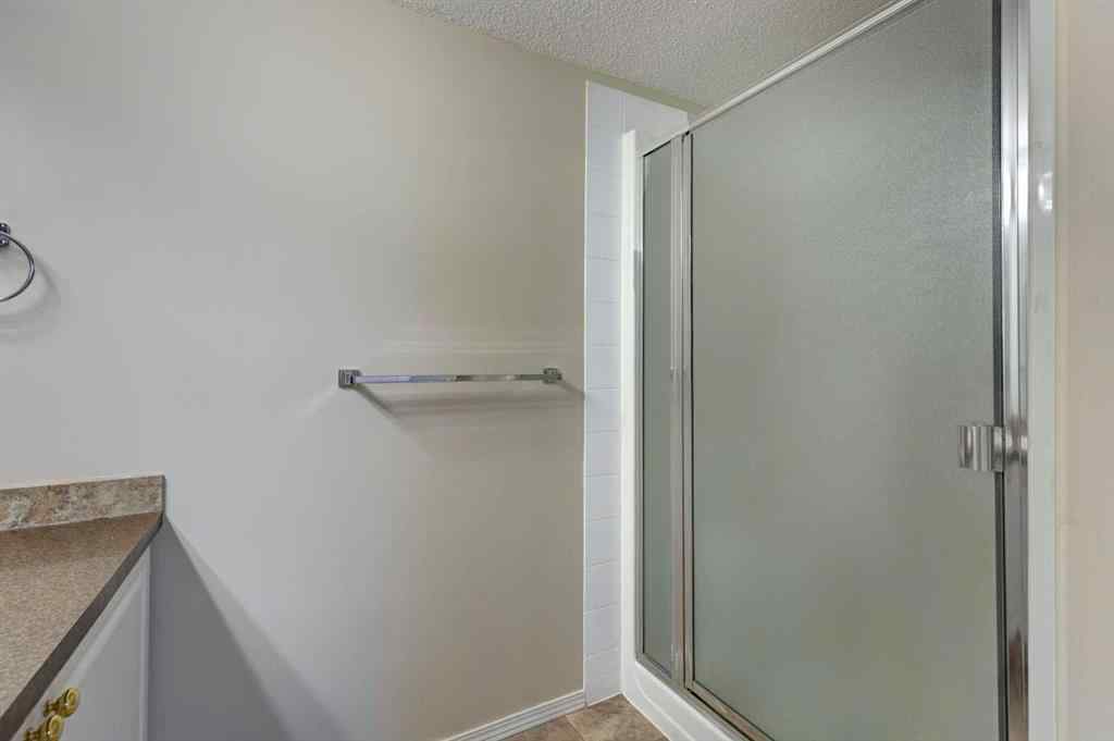MLS® A2238555 - 3211 Millrise Point SW in Millrise Calgary, Residential