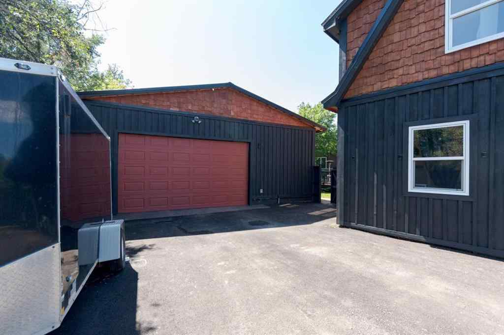 MLS® A2238561 - 49 Poplar Crescent  in Gregoire Lake Gregoire Lake Estates, Residential