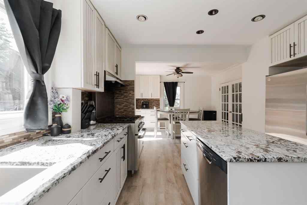 MLS® A2238561 - 49 Poplar Crescent  in Gregoire Lake Gregoire Lake Estates, Residential