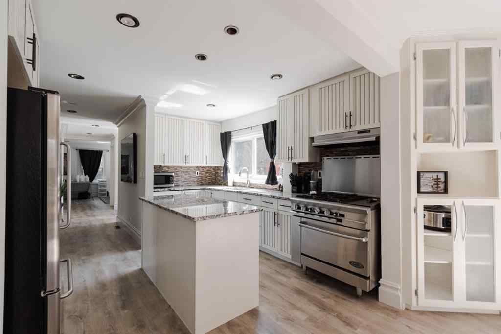 MLS® A2238561 - 49 Poplar Crescent  in Gregoire Lake Gregoire Lake Estates, Residential